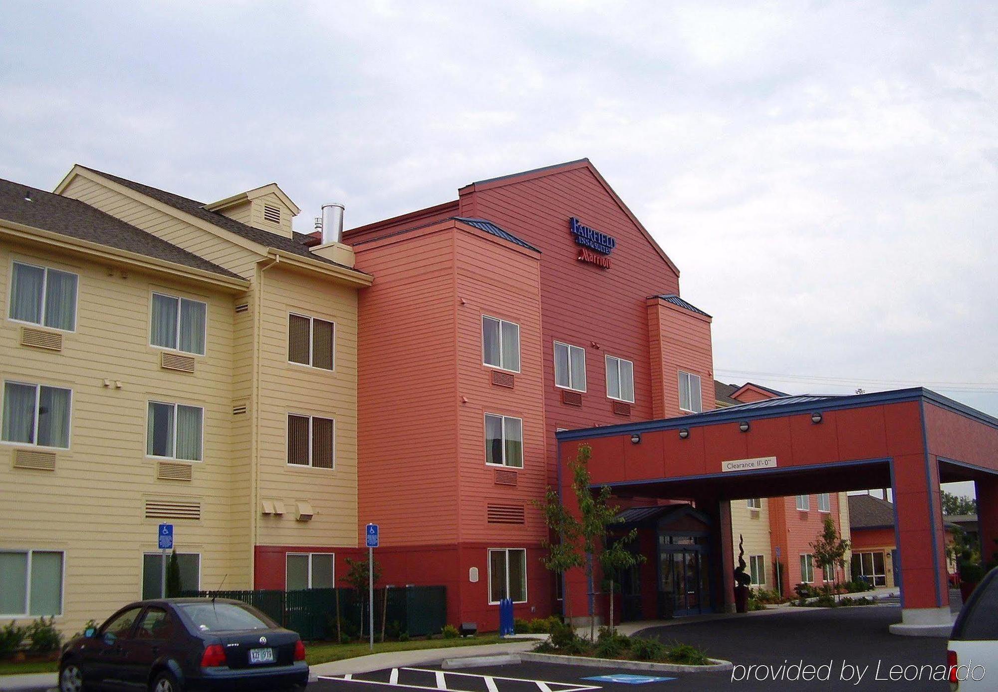 Hotel Fairfield & By Marriott North Portland